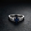 Кольцо с сапфиром